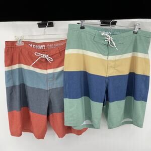 Old Navy Men’s Size 34 California Shorts Board Shorts Unlined Stripes Lot Of 2